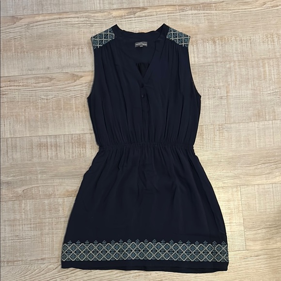 Market & Spruce Dresses & Skirts - Market & Spruce Blue Sleeveless V-neck Sundress